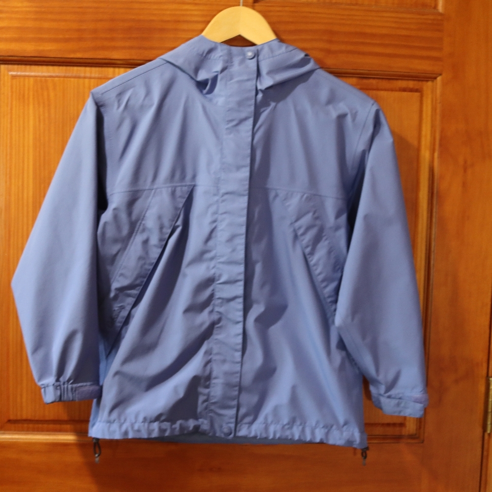 Cabellas Gortex Purple Coat Medium